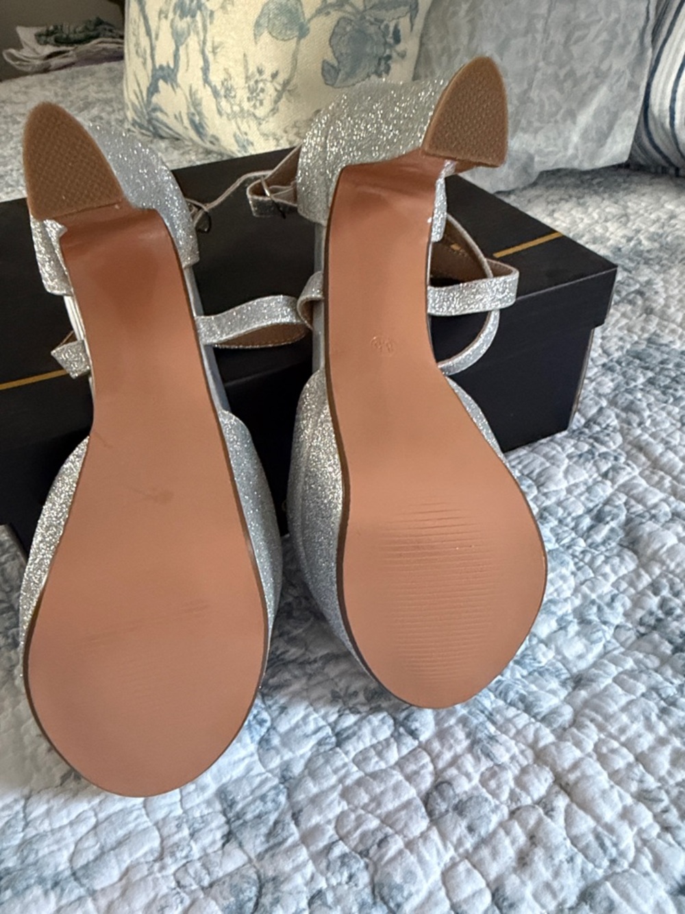 IDIFU Silver Glitter Platform Heels with Ankle Strap - Picture 4 of 8